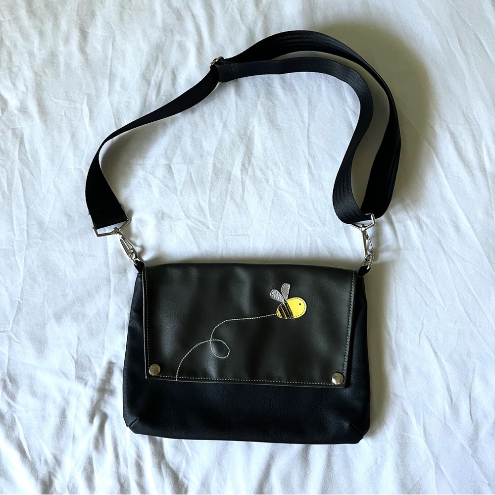 Queen Bee Small Purse